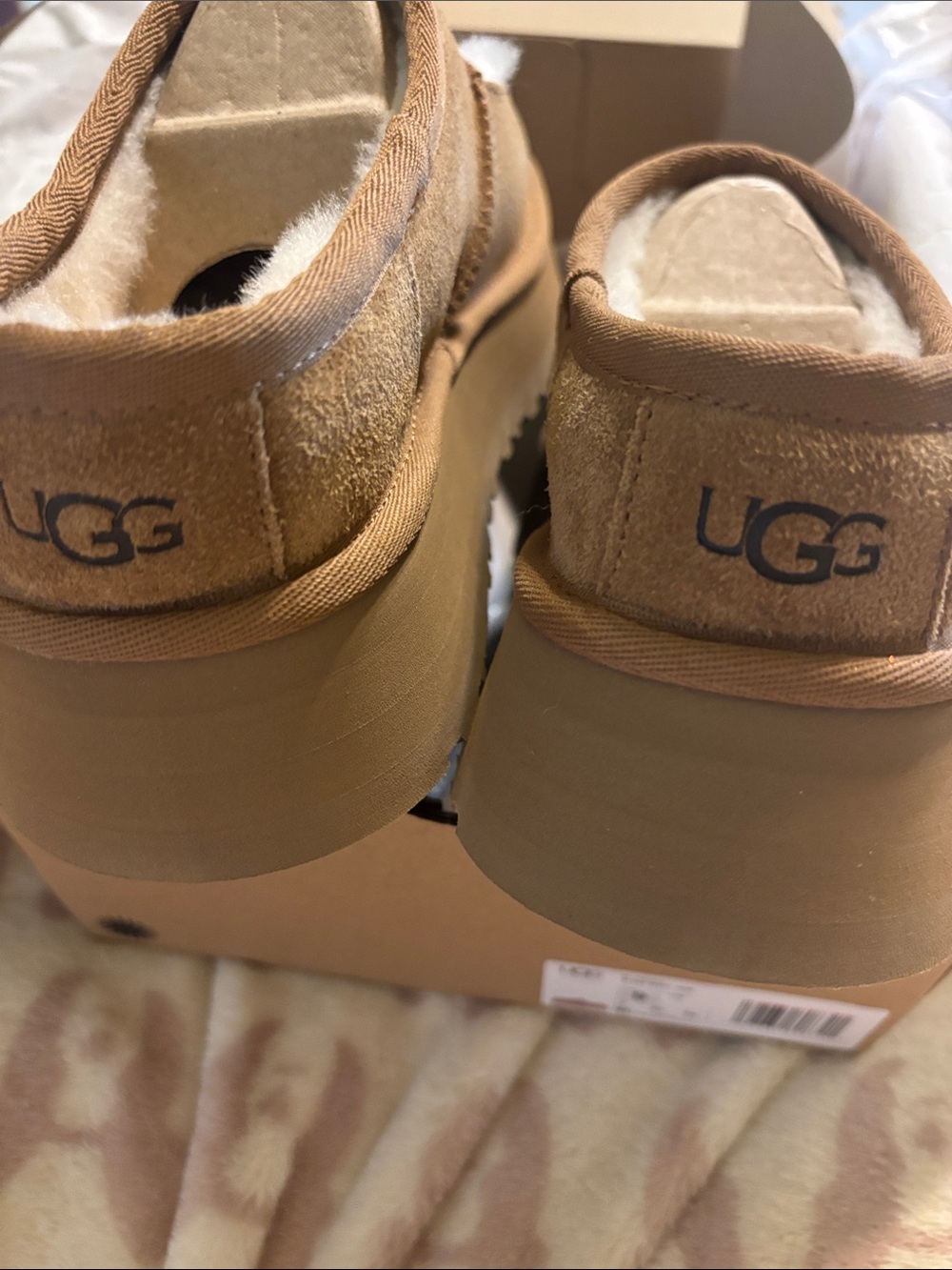 UGG W BEA MARY JANE SZ9 - Picture 4 of 6